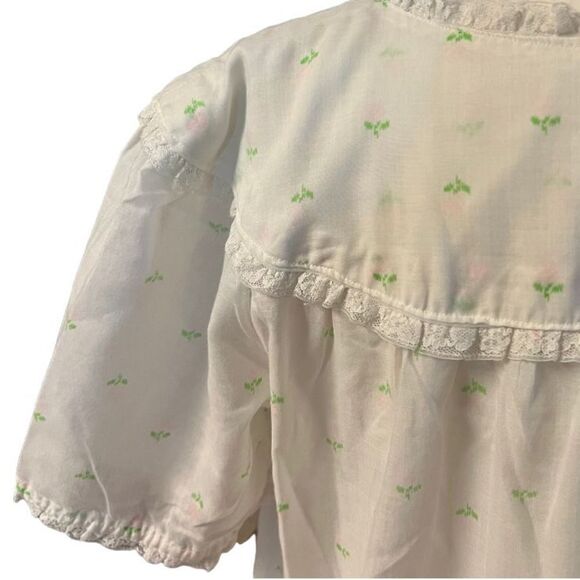 Vintage hand made night gown full length - Picture 2 of 3